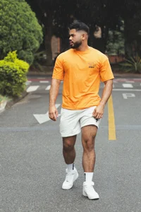 Outside de noah_crux  2 Imagens