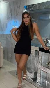 zoe_moon_1 Public Pic 4