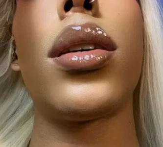 DanniLee_ KISS MY WET LIPS 🖤✨ Pic