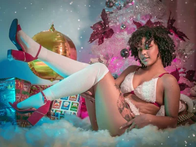 Eylend_Lisboa MERRY CHRISTMAS 2024 Pic 6