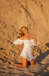 JuliaGracey Public Immagine  6