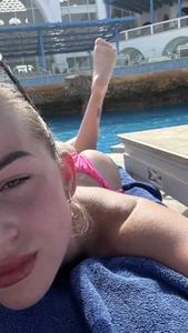 Molly-Mae od _Molly-Mae_  2 snímek