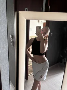 AlinaTeaseX JUST ME Pic 4