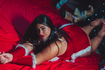 GabyRhodes Are you ready for your gift? Pic 3