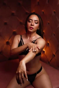 RoseWillsson: Pole Dance Power ( 2 фото)