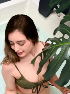 liamonroex2 Public Bilde 4