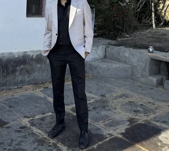 newdelhiBOY_ Public Pic 3