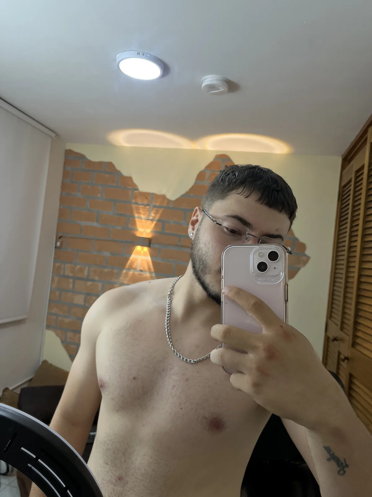 Brandon_01 热门图片 4753