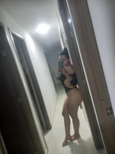 Public od Leyna_Kenet  2 snímek