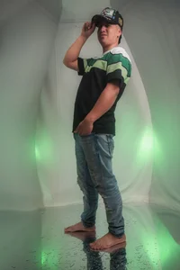 KataAndJordy Mirror Session ۝ Pic 7