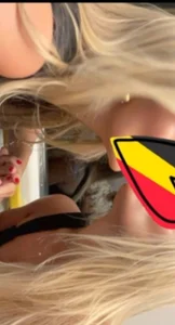 LIBERTINE_HOT_Gourmandise Moi et ma soeur et amie💧💧💧🍑 Pic 8