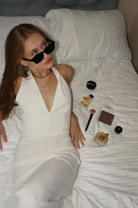 ElidiaPetit I'm in the crib Pic 3