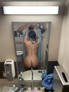 Alyssa_rhoadesのTogetherの 2枚の写真