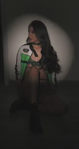 miss__charlotte7のNot everything natural is innocent 💚の 7枚の写真