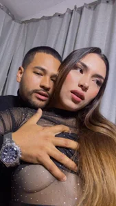 CelesteandBoss_: Public ( 3 фото)