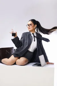 enourmousSAM GIrl Boss Energy ⚡️ Immagine  6