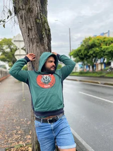 Zdjęcia MichaelBear_ 🐻 BEAR OFF-DUTY: RAW, CALM & UNFILTERED 🌲🔥:  3