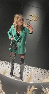 Jolie_Ozolla Public 사진