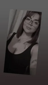 sally10_35 Public Pic 3