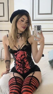 Public od Crystal_Rose__  3 snímek