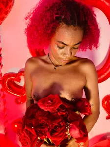 Brithanyslim 🔥 “San Valentín es más caliente cuando lo celebramos juntos.” 💘 圖片 2