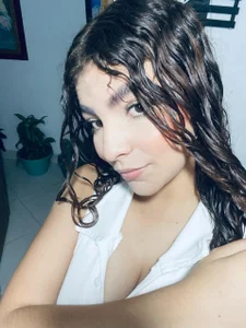 Danna__Ortiz Public Pic 5