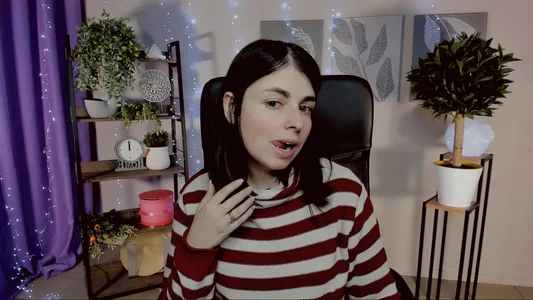 MartaEdams The two most important days in your life: the day you were born, and the day you realized why. Foto 2