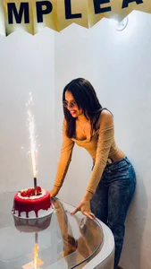 Laura_serena my birhtday Pic