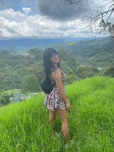 miahonneyy Public Pic 8