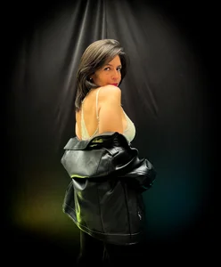 SabinaDeluxe_cg kullanıcısının Public albümü -  3 fotoğraf