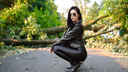 SofiBabe Born to Ride Poză 5