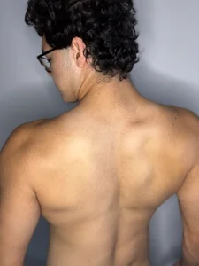 Caleb-Sweats Public Foto 2