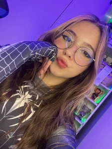 EmilyMiller_のFor uの 2枚の写真