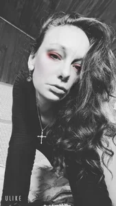 JulieSqualor81 New  8টি ছবি