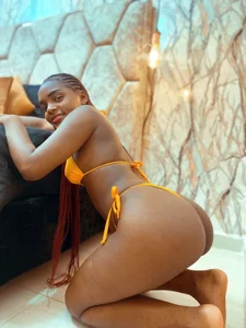 EXOTIC_EBONY_ Beauty in oRANGEE! 🍊🥵 зображення 2