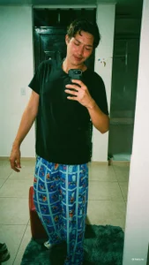 TonnyBottom Night Kuva