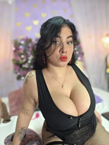 rosebigboobs kullanıcısının 🌙🖤You are my passion and my inspiration🌙🖤 albümü -  4 fotoğraf