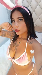 BetanyMiller Public Gambar 9