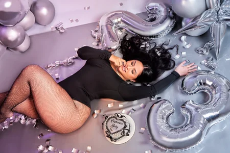 KattyPortman This Is How a Goddess Celebrates 🎉✨ 🎂 Pic