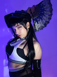 Akane_Hikari_ Charm in the gloom🖤 Pic 9