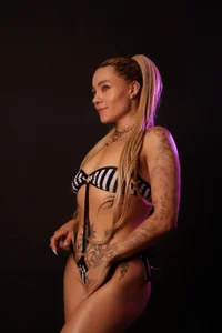 Your favorite sin de Violeta_queen1  3 Imagens