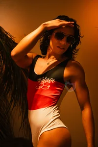 TylerBloom A very hot summer зображення