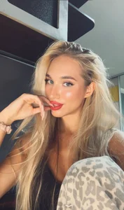 me mememe de _Hot_girl__01_  4 Imagens