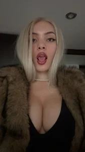 romanovanitaPublic图片 2