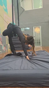 shivaloba93 Acrobatics on fabric💜 사진 3