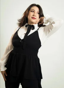 Luvienne Public Gambar