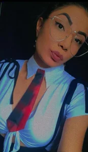 Auri__ Good GIrl  3টি ছবি