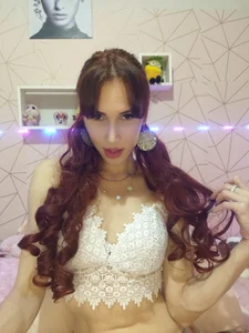 1/10/25 de Irresistible24  Imagens