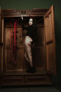 Devil's alluring