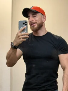 _adamcoper_Mirror selfies📸 Bild